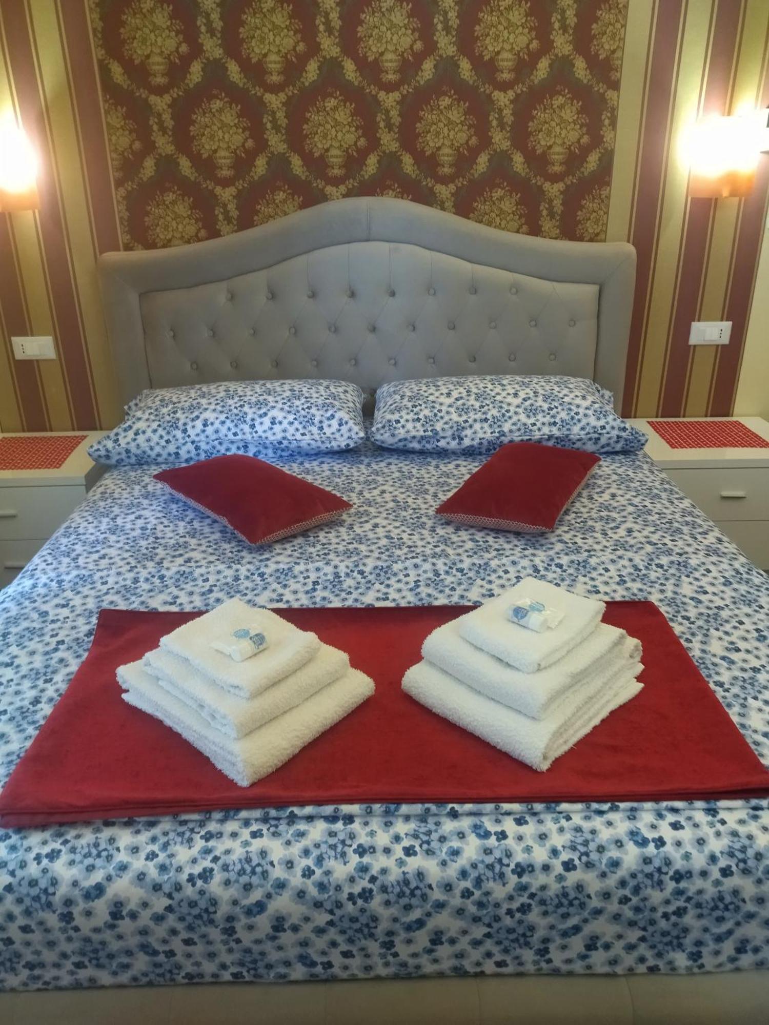 La Casa Di Sonia Hotel Savona Eksteriør billede